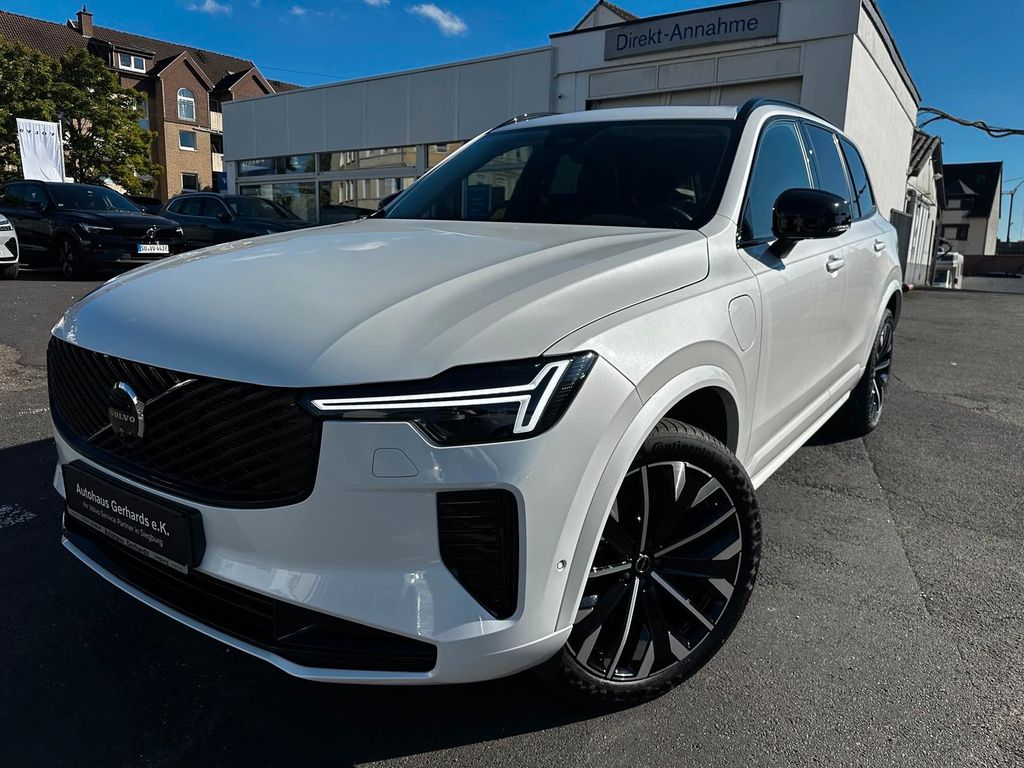 Volvo XC90 2025