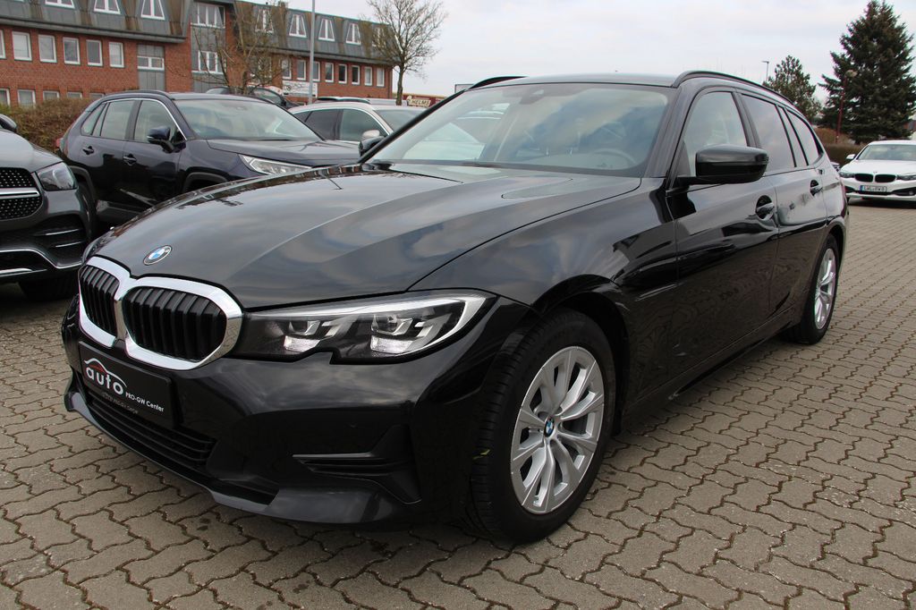 BMW 318 2021