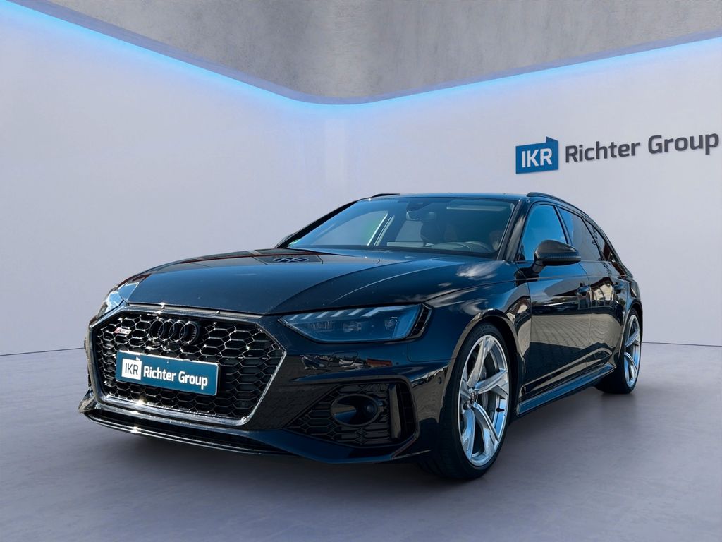 Audi RS4 2023