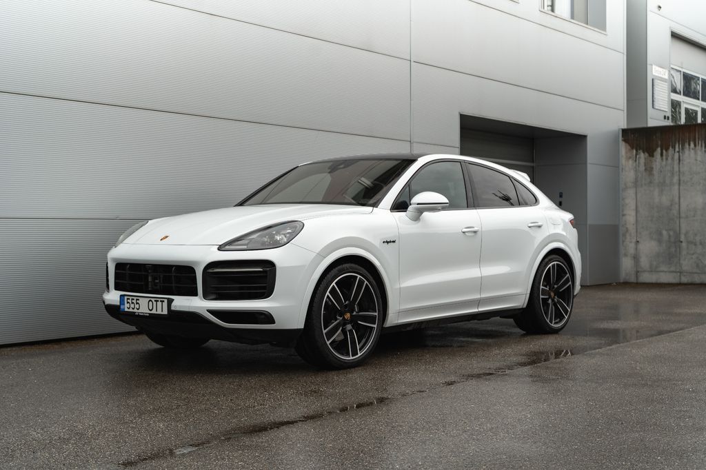 Porsche Cayenne 2022