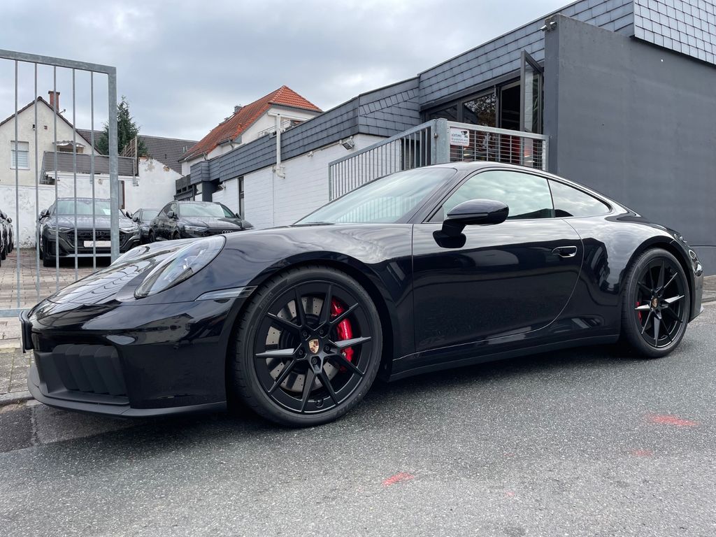 Porsche 992 2025