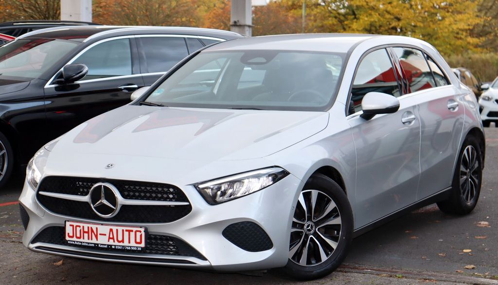 Mercedes-Benz A 180 2023