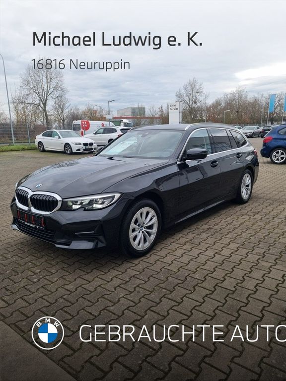 BMW 318 2022