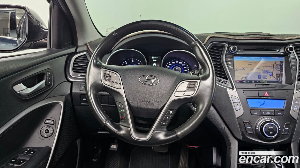 Hyundai Santafe 2015