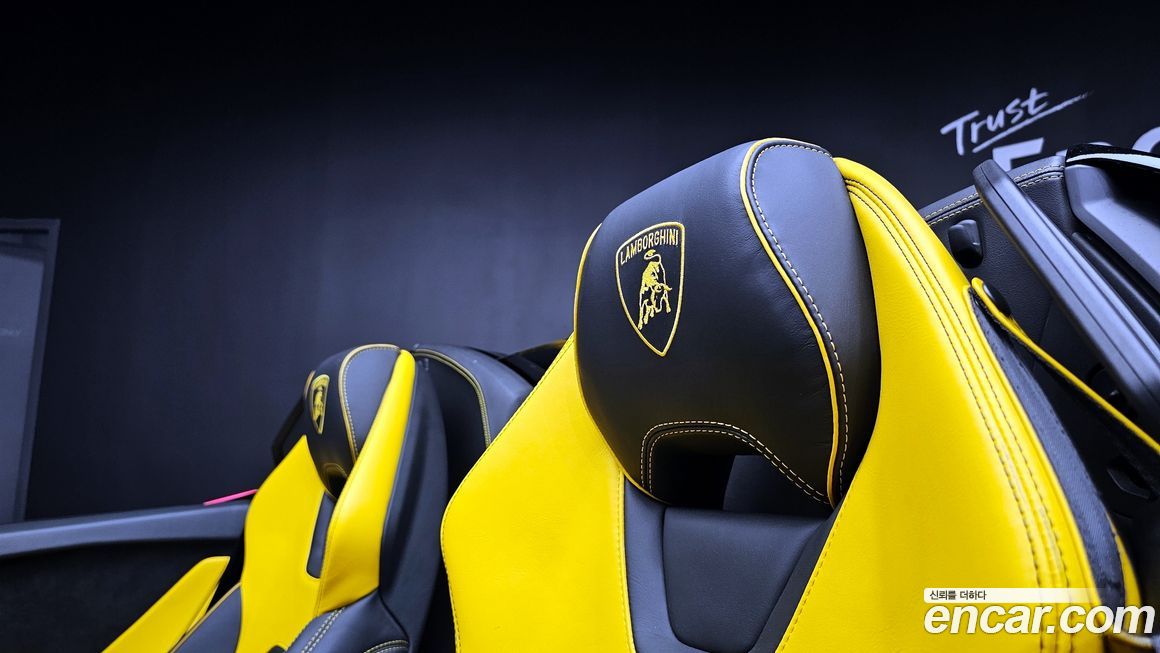 Lamborghini Huracan 2023