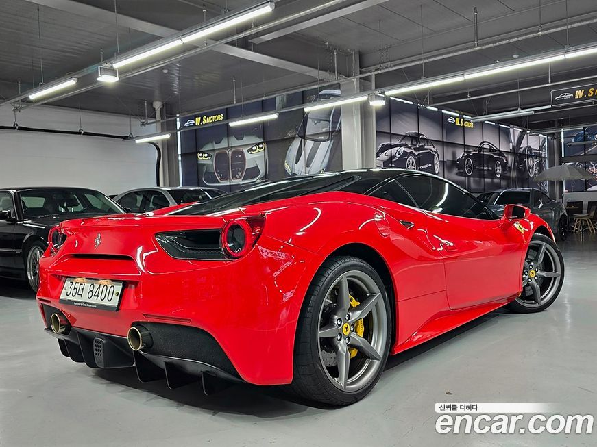 Ferrari 488 2017