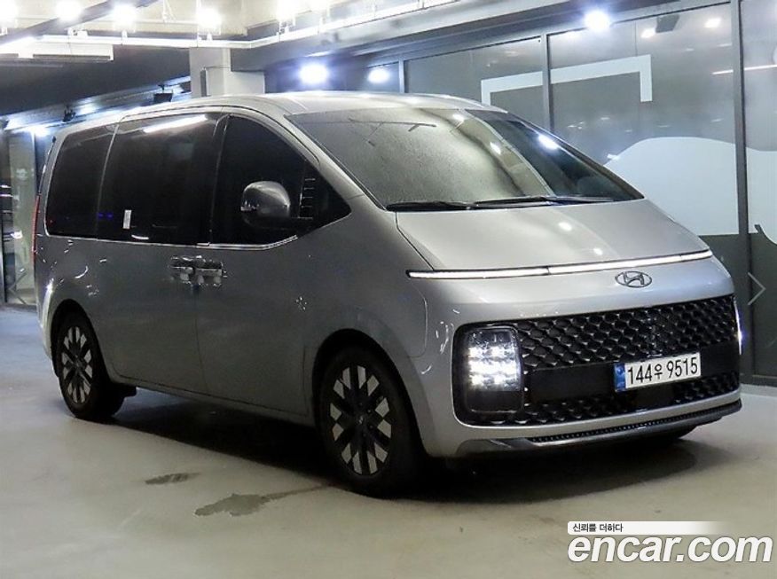 Hyundai Staria 2023