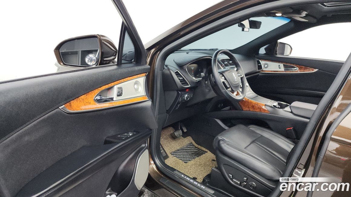 Lincoln Nautilus 2019