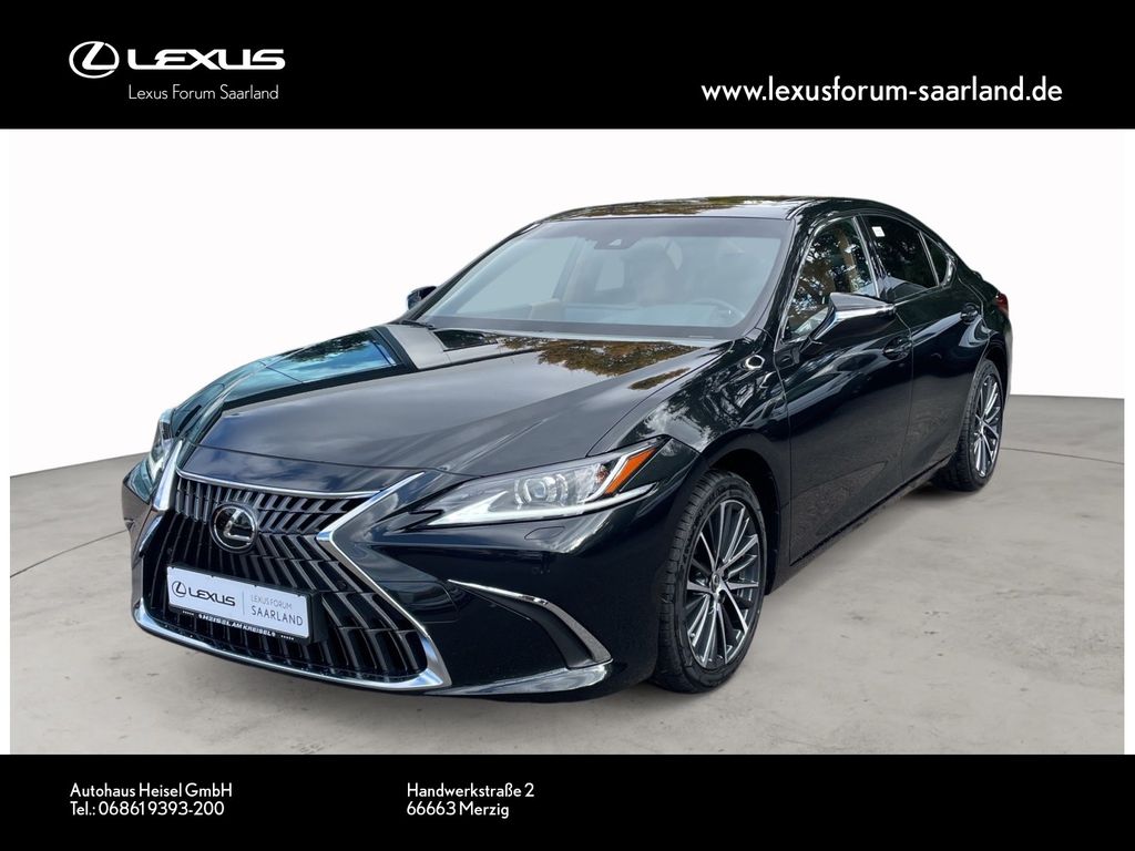 Lexus ES 300 2025
