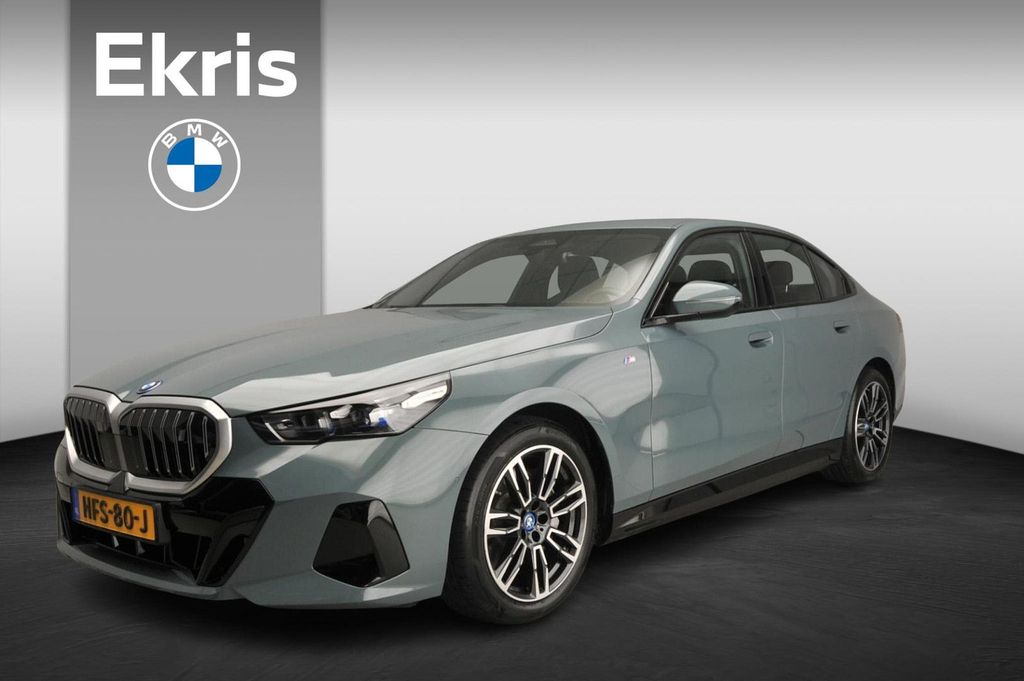 BMW i5 2025