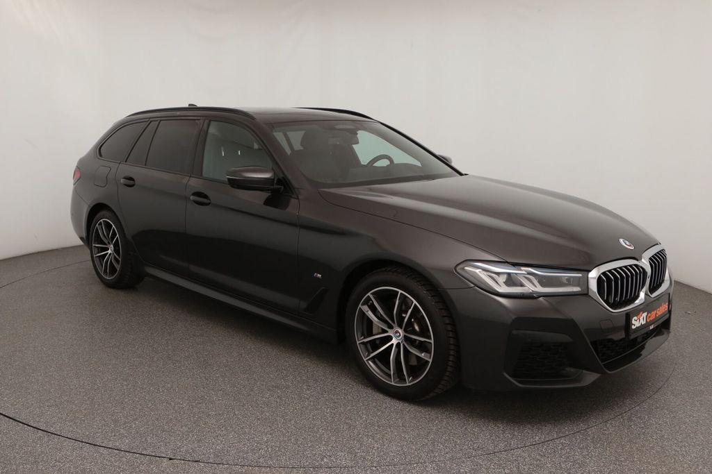 BMW 530 2023