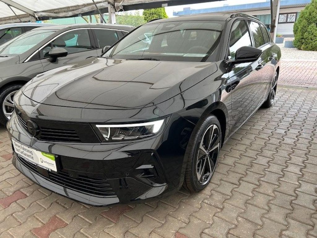 Opel Astra 2025