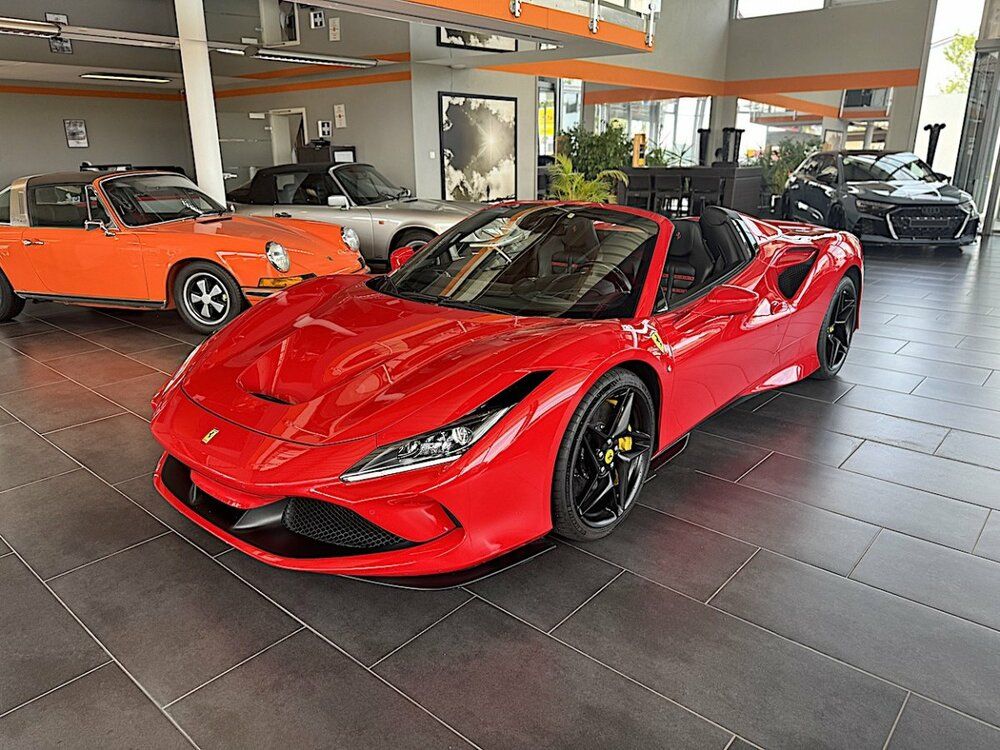 Ferrari F8 2021