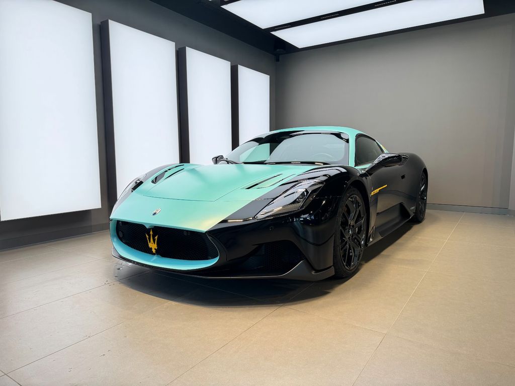 Maserati MC20