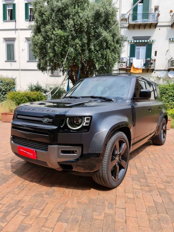 Land Rover Defender 2023