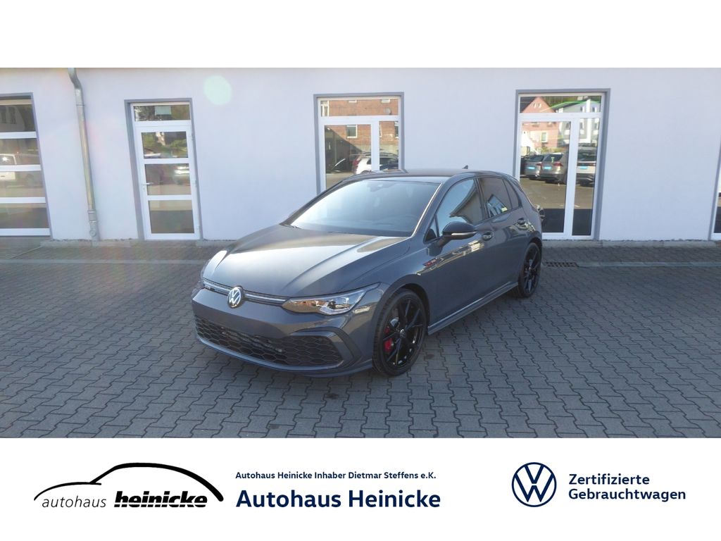 Volkswagen Golf 2024