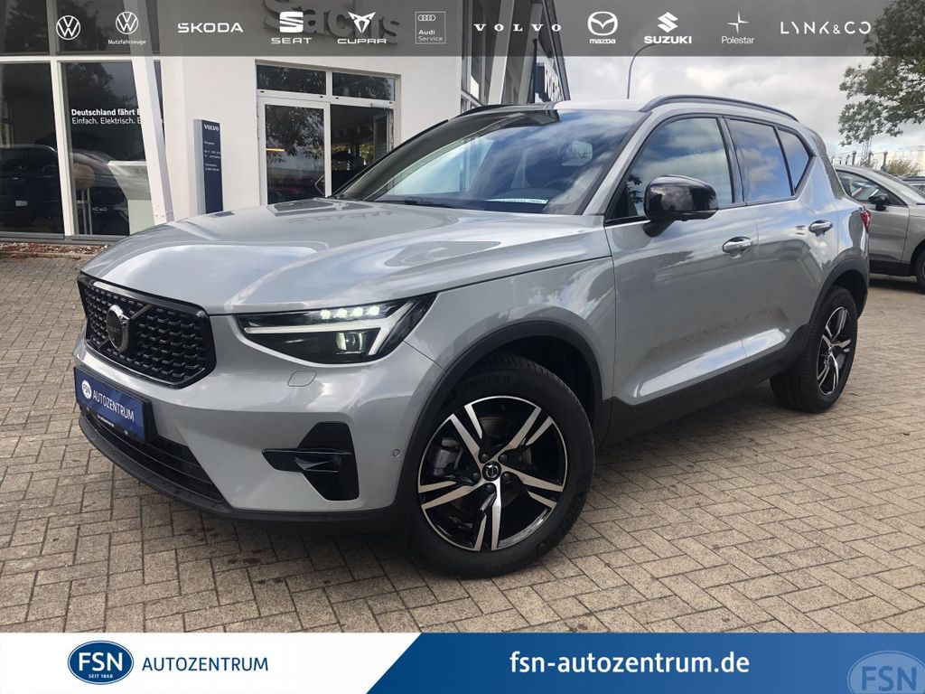 Volvo XC40 2025