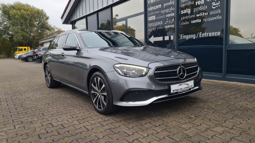 Mercedes-Benz E 300 2022