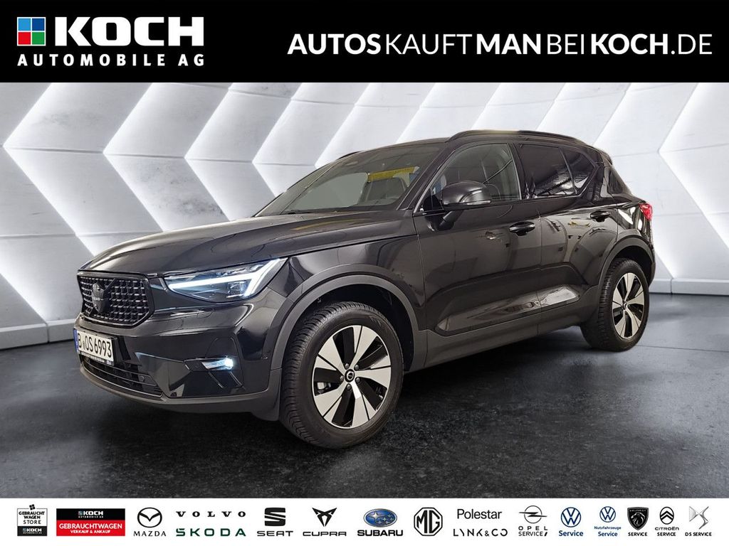 Volvo XC40 2025
