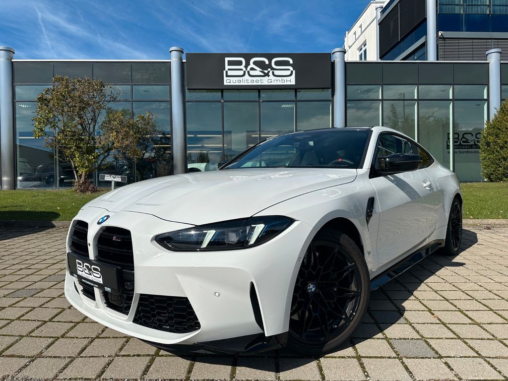 BMW M4 2025