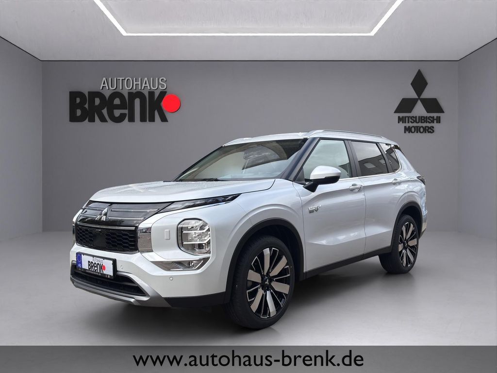 Mitsubishi Plug-in Hybrid Outlander 2025