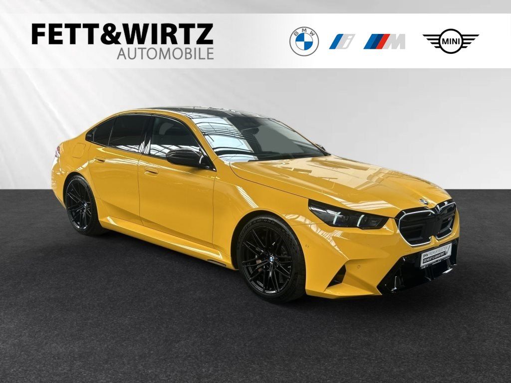 BMW M5 2024