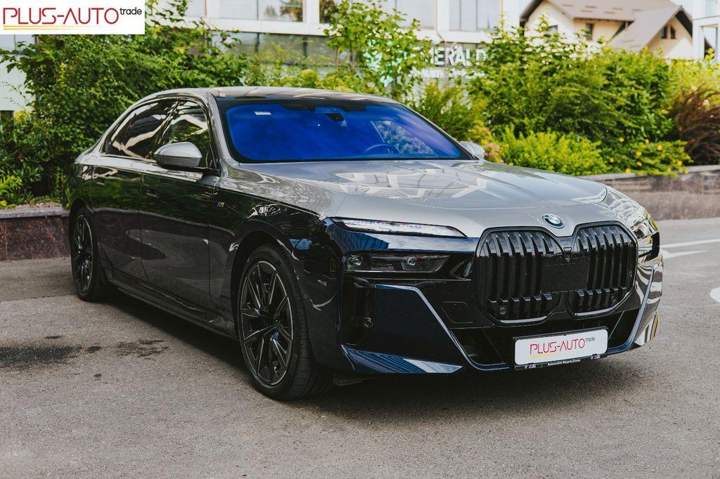 BMW i7 2023