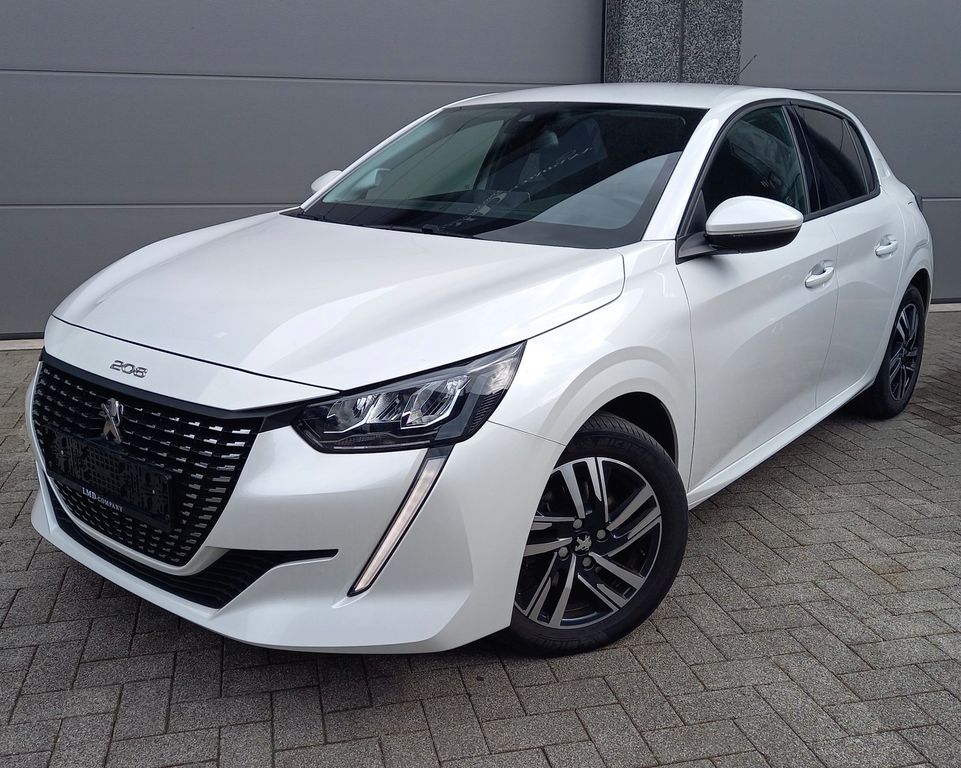 Peugeot 208 2021