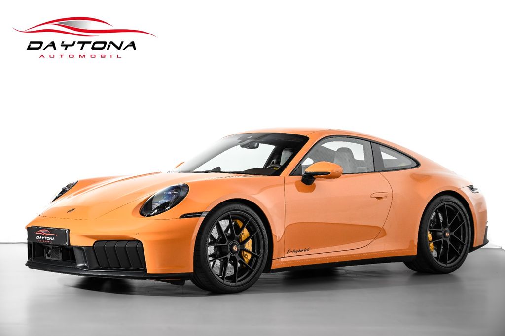 Porsche 992 2025