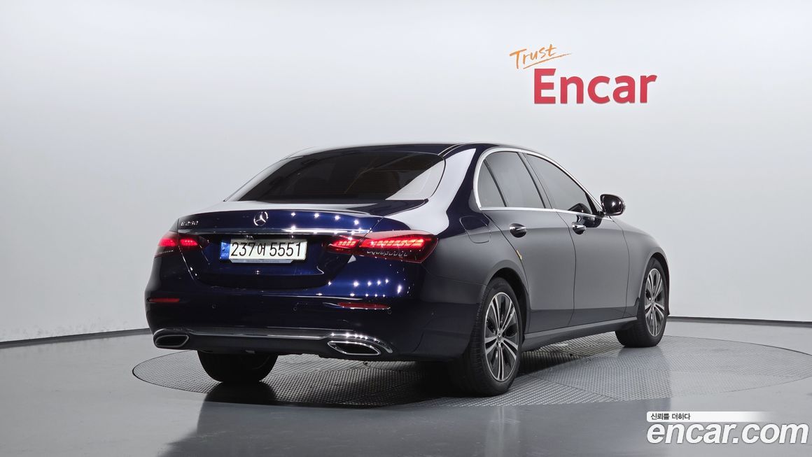 Mercedes-Benz E-Class 2021