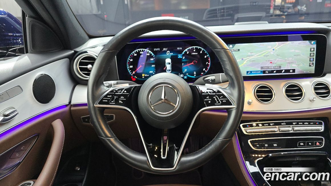 Mercedes-Benz E-Class 2021