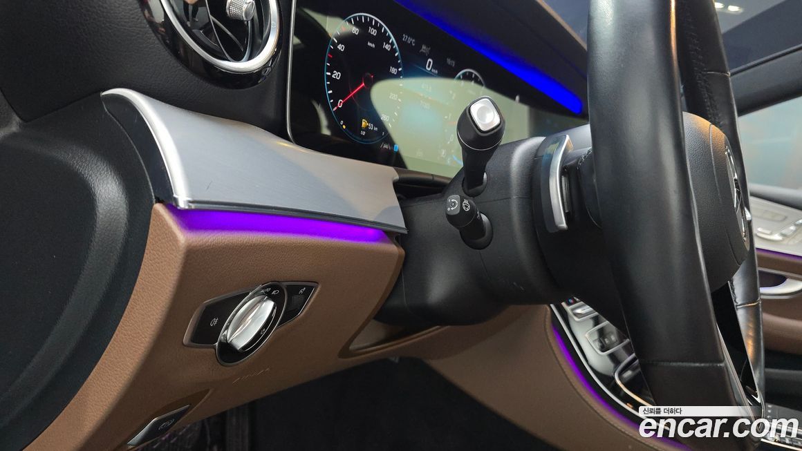 Mercedes-Benz E-Class 2021