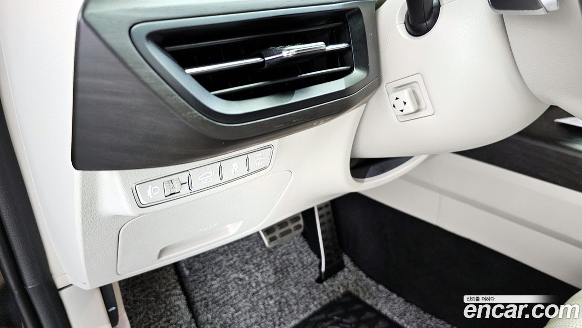 Kia K8 2023