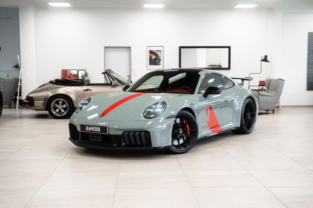 Porsche 992 2025