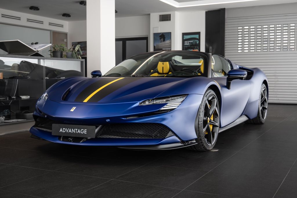 Ferrari SF90 2023
