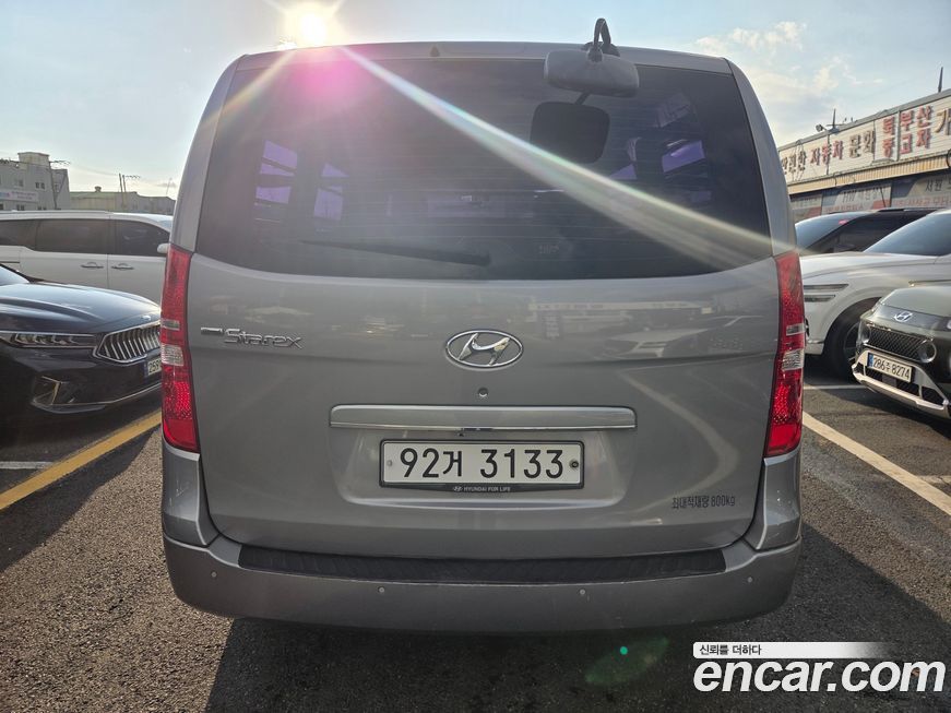 Hyundai Starex 2019