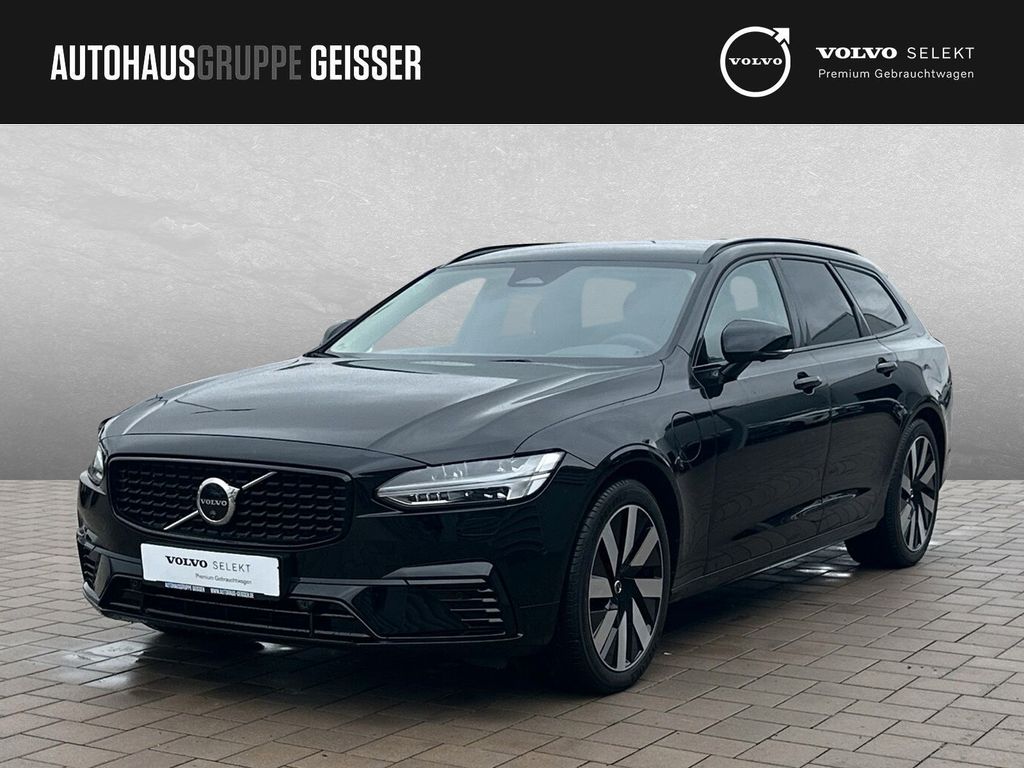 Volvo V90 2025