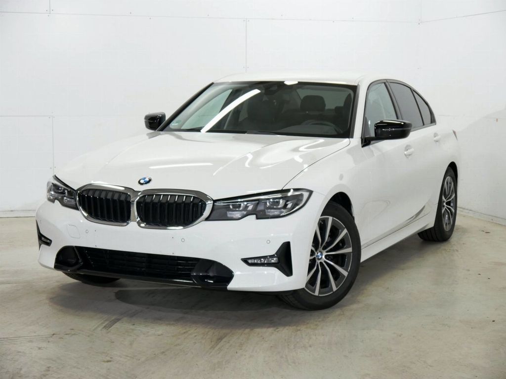 BMW 318 2020