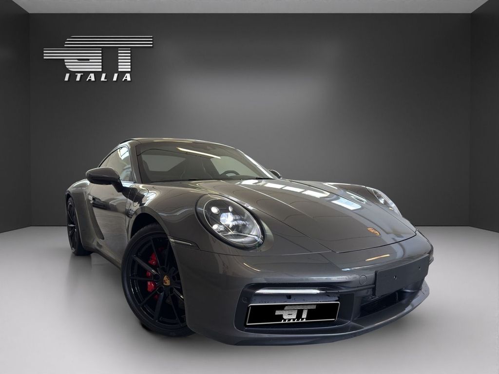 Porsche 911 2023