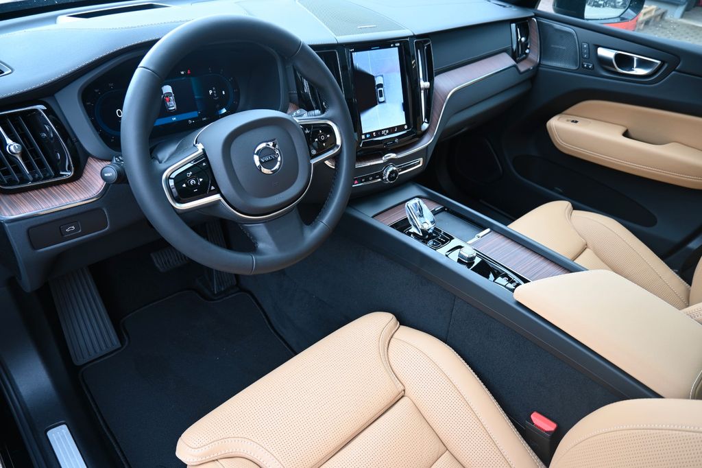 Volvo XC60 2024
