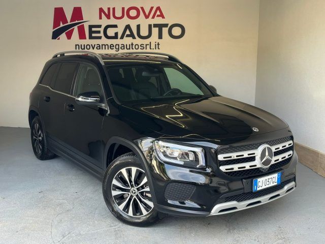 Mercedes-Benz GLB 200 2022