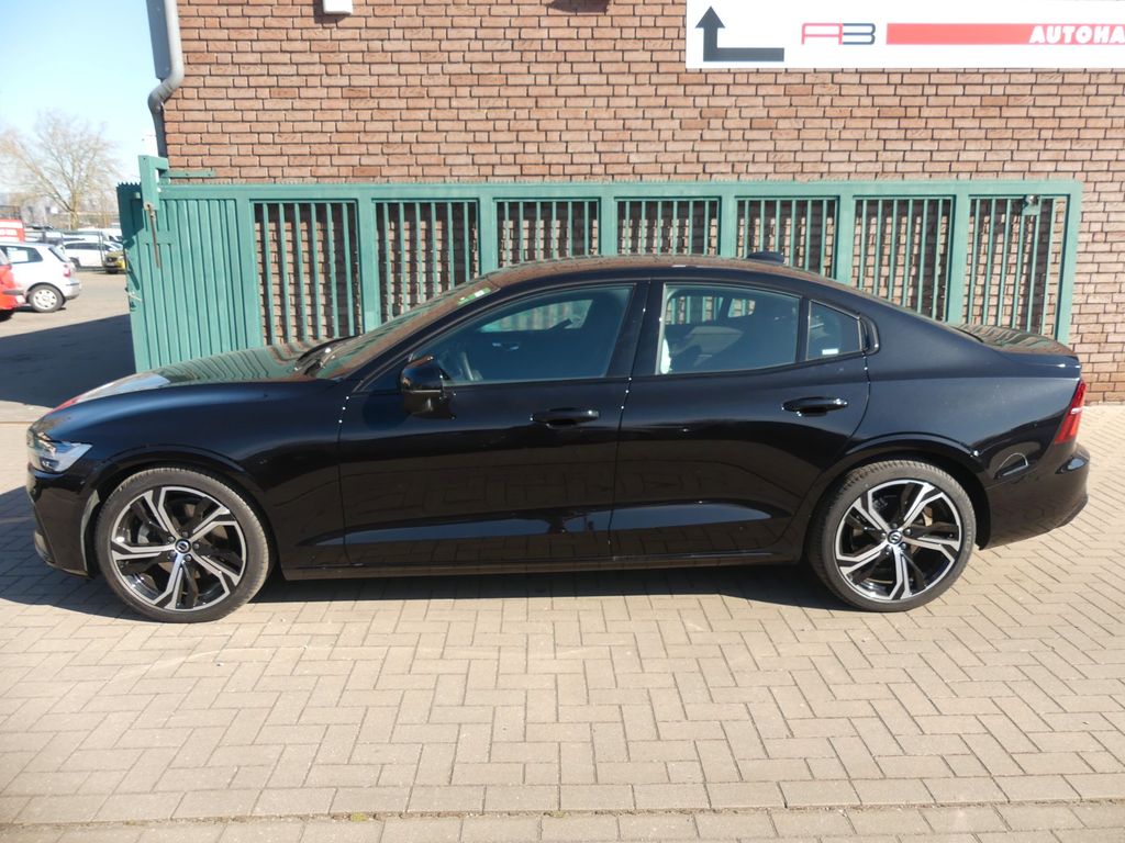 Volvo S60 2024