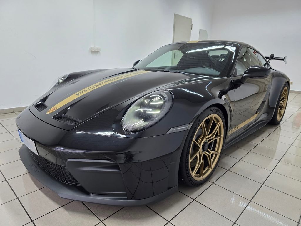 Porsche 992 2025