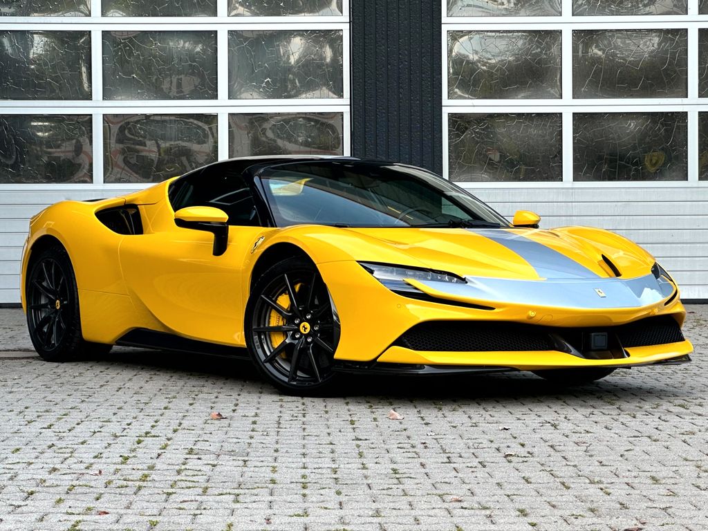 Ferrari SF90 2025