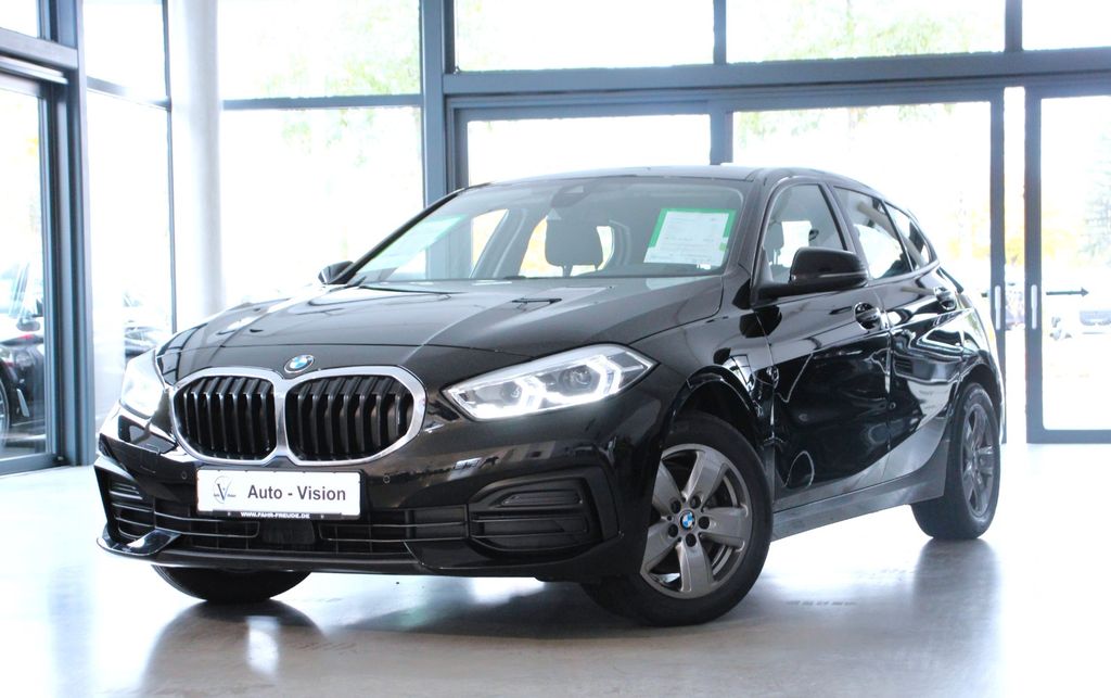 BMW 118 2022