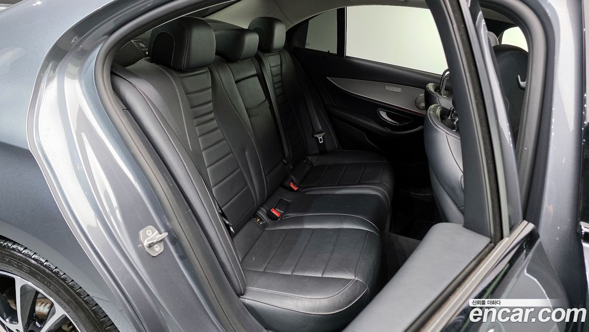 Mercedes-Benz E-Class 2017