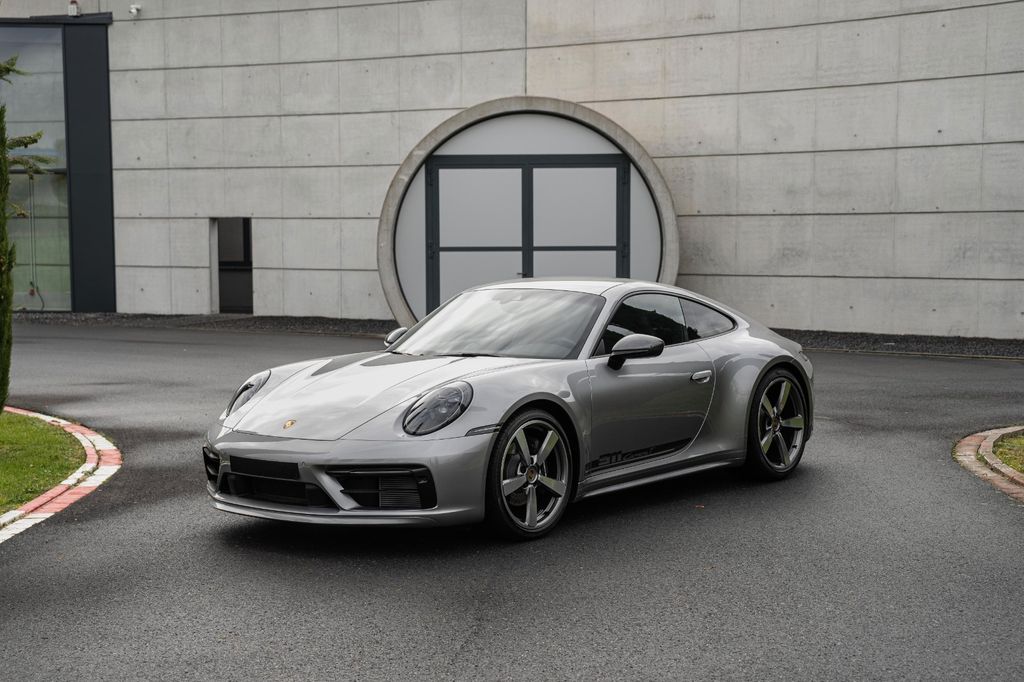 Porsche 992 2024