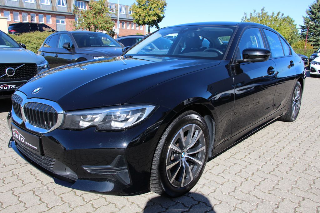 BMW 318 2021