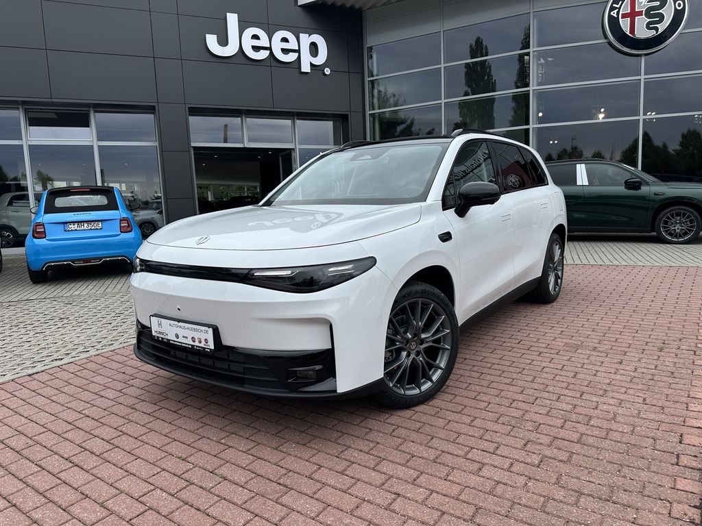Leapmotor C10
