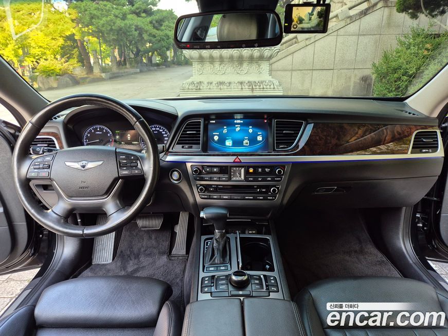 Hyundai Genesis 2016